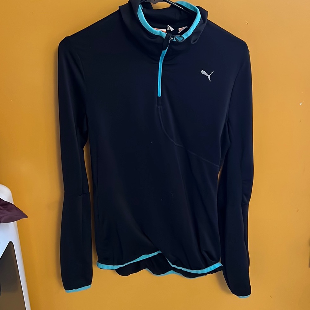 Puma Black work out shirt size Medium